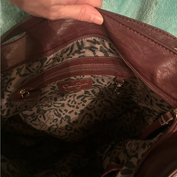 Beautiful Gently Used Jessica Simpson Purse. - Picture 7 of 7